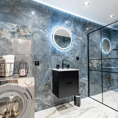 Glam & Loft
